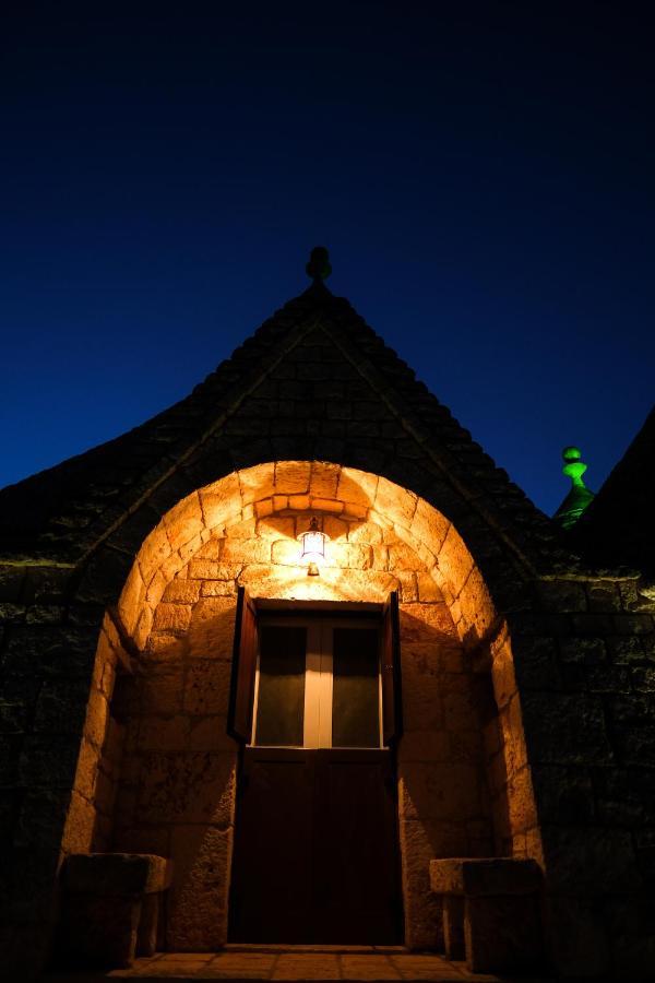 モノーポリ Trullo Elvira & Luigiヴィラ エクステリア 写真